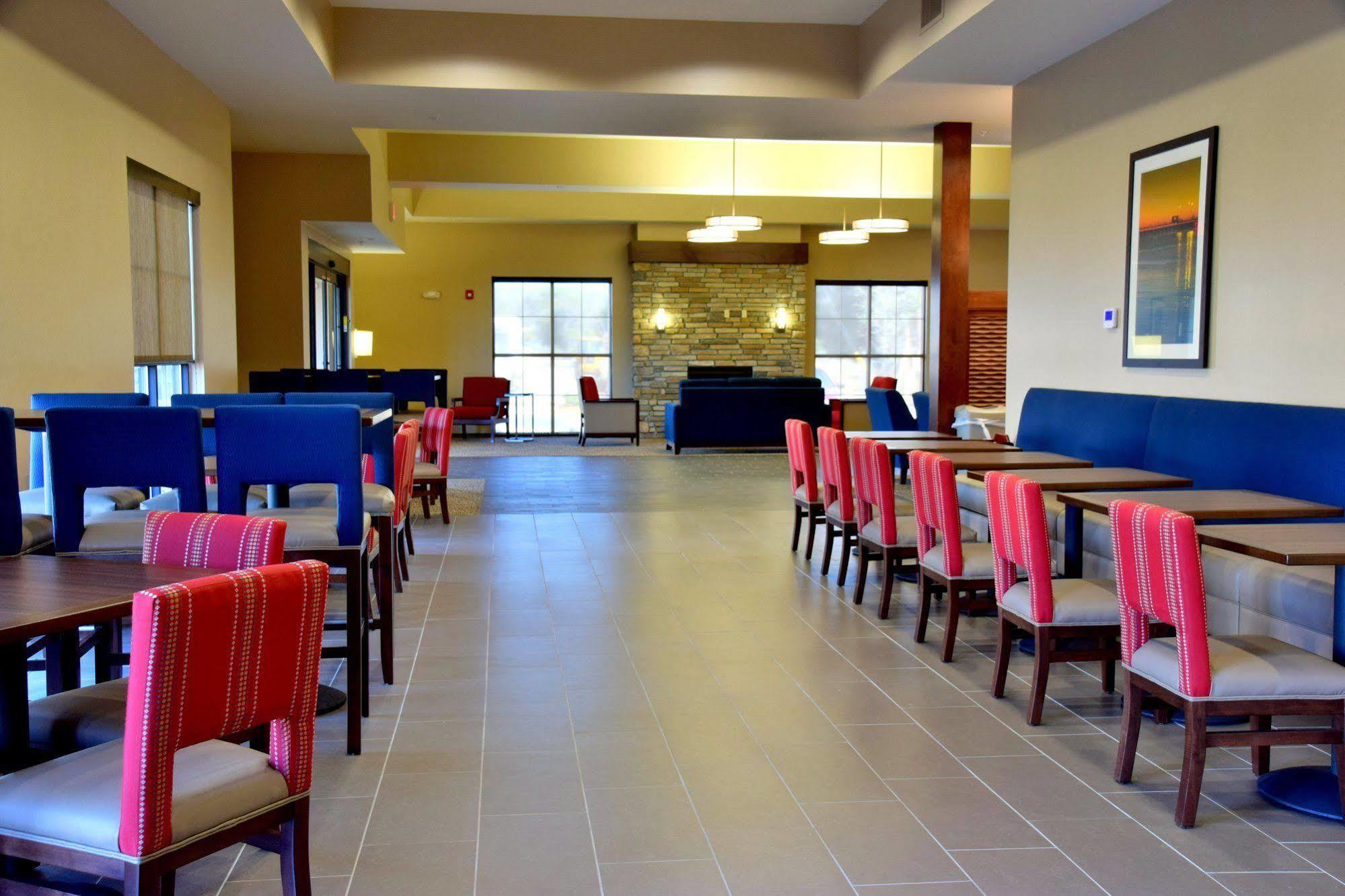 Comfort Suites Dunnellon Near Rainbow Springs Экстерьер фото
