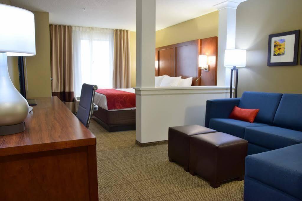Comfort Suites Dunnellon Near Rainbow Springs Экстерьер фото